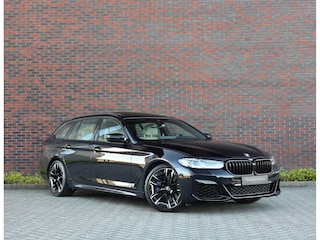 BMW 5-serie Touring 540i xDrive *Msport*Laser*Pano*Ivory*