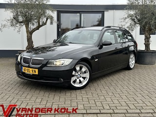 BMW 3-serie Touring 320i High Executive Automaat EXPORT