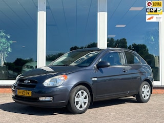 Hyundai Accent 1.4i Dynamic - Airco - APK - Nette staat