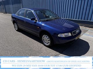 Audi A4 Limousine 1.6 Advance Clima, Cruise control, Lichtmetalen