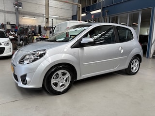Renault Twingo 1.2 16V (TWINGO II) Dynamique | Trekhaak | Airco | Lm velgen | Cruise control | NAP | Rijklaar prijs!