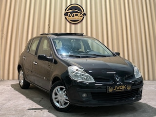 Renault Clio 1.4-16V /NAP/PANO/AIRCO/1stEIG