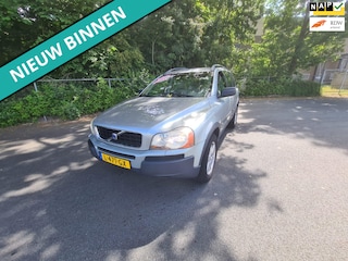 Volvo XC90 2.5 T Ocean Race 5p. NETTE AUTO RIJDT EN SCHAKELT GOED