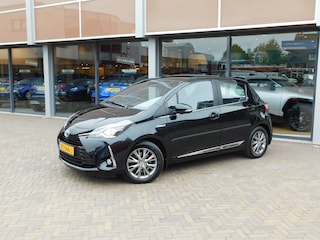 Toyota Yaris 1.5 Hybrid Executive | trekhaak