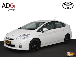 Toyota Prius 1.8 Aspiration | Parkeer sensoren voor + achter | Cruise control | Zwarte lichtmetalen velgen |