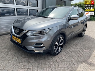 Nissan Qashqai 1.3 DIG-T Tekna + Automaat Panodak