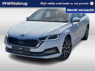 Skoda Octavia Combi 1.4 TSI iV PHEV 204PK Style / Memory Seats / Standkachel / LED Matrix / Stuur + Stoelverwarming V+A / Parkeersensoren V+A / Dodehoek Sensor