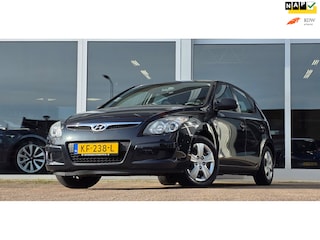 Hyundai i30 1.4i Active Airco 100% Onderhouden Nieuwe APK Mooi!