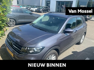 Volkswagen T-Cross 1.0 TSI Life | Stoelverwarming | Keyless | Navigatie | Airco | Parkeercamera | Parkeersensoren