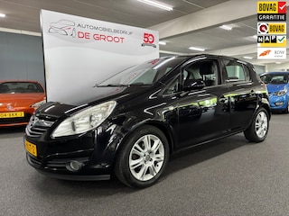 Opel Corsa 1.4-16V Cosmo / NL-auto, Radio, Airco