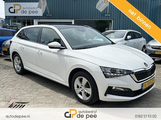 Skoda Scala 1.0 TSI Ambition GARANTIE/AUTOMAAT/CLIMA/CARPLAY/NAVI/TREKH. rijklaarprijs!