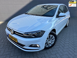 Volkswagen Polo 1.0 TSI Comfortline R-line*Park-Sensoren*NAVI-CarPlay*Airco*2eEigenaar*APK*NAP*Elkt-ramen