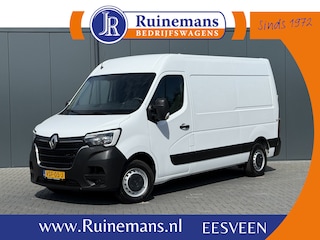Renault Master T35 2.3 dCi 135 PK / L2H2 / 1e EIG. / TREKHAAK / AIRCO / 3-ZITS / NAVI / LED / NETTE BUS