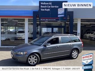 Volvo V50 2.0 Edition II / NL-Auto / 2e-Eigenaar / 145 PK / Cruise-Control / Climate-Control / Elektr.-Pakket / Armsteun-Voor en Achter / Dakrails / PDC-Achter / 16'' LMV /