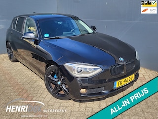 BMW 116d High Executive Automaat / LMV / PDC / Navi / Cruise / Stoelverwarming