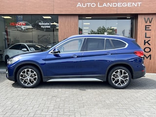 BMW X1 sDrive18i High Executive - xLine | Leder | Panorama | Sportstoel | Navigatie/ map