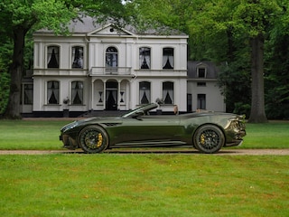 Aston Martin DBS Volante 770 Ultimate by Q | 1 of 199 | Carbon Pack | Minotaur Green