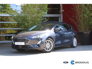 Ford Focus 1.5 EcoBoost Titanium Business | Trekhaak | Camera | Panoramadak | Adaptive Cruise | BLIS