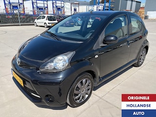 Toyota Aygo 1.0 VVT-i Aspiration Zwart Airco Led