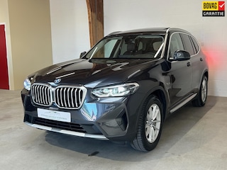 BMW X3 XDrive30e - Panorama - Trekhaak - Leder