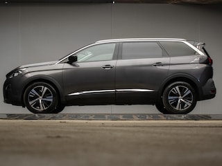 Peugeot 5008 1.2 PureTech Allure Sport (PANORAMADAK,NAVI,CRUISE,LEDER,LED,GETINT,CAMERA,DAB,PDC,SPORTSTOELEN,LM VELGEN,NETTESTAAT)
