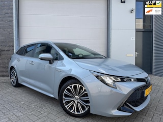 Toyota Corolla Touring Sports 2.0 Hybrid Business Plus [Camera|StoelVW|Trekhaak|Navi|Dealer OH]