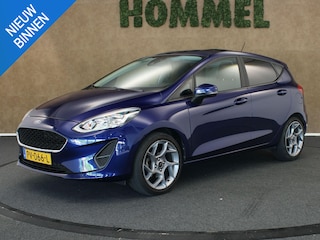 Ford Fiesta 1.1 Trend - ORIGINEEL NEDERLANDSE AUTO - NIEUW MODEL - AFKOMSTIG VAN 2E EIGENAAR - 17 INCH LICHT METALEN VELGEN - PARKEERSENSOREN ACHTER - NAVIGATIE - CRUISE CONTROL - AIRCO - ARMSTEUN VOOR - APPLE CARPLAY/ ANDROID AUTO