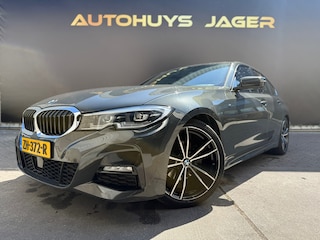 BMW 320i High Executive |H&K|Pano|Leer|Acc
