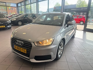 Audi A1 Sportback 1.4 TDI Des. PrL+ NW. APK NAVI BLUETOOTH BJ 2016 !!!