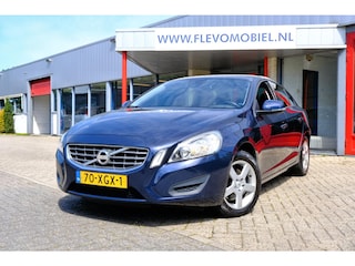 Volvo S60 1.6 T3 150pk Kinetic Aut. Navi|Clma|LMV