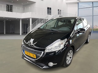 Peugeot 208 1.2 VTi Envy/ZUINIG/NAP