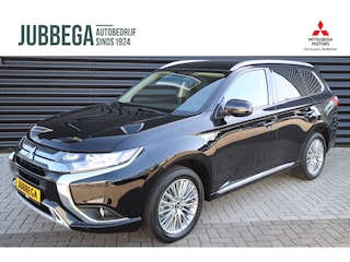 Mitsubishi Outlander 2.4 PHEV Intense Slechts 17.754 km! Als nieuw! Stoelverwarming, Navi,