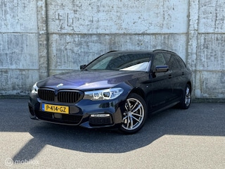 BMW 5-serie Touring 520d ACC/Trekhaak/ambient/Carbon Schwarz