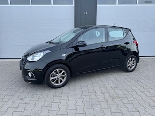 Hyundai i10 1.2I Drive Cool / Bluetooth / stoelverwarming / trekhaak / volle