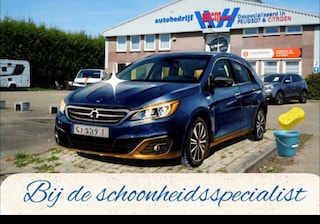 Peugeot 208 STYLE 1.2-82PK 5-DEURS - AIRCO - PARKEERHULP - LICHTMETALEN VELG