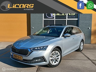 Skoda Octavia Combi 1.5 TSI 150pk panorama/head-up/trekhaak/elektr.klep