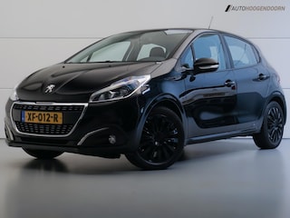 Peugeot 208 1.2 PureTech Signature Sport (APPLE CARPLAY,LED VERLICHTING,NAVIGATIE,CRUISE,PARKEERSENSOREN,LM-VELGEN,TOPCONDITIE)
