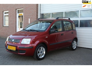 Fiat Panda 1.2 Dynamic stuurbekrachtiging nieuwe apk!!! licht metalen velgen, trekhaak, elektrische ramen.