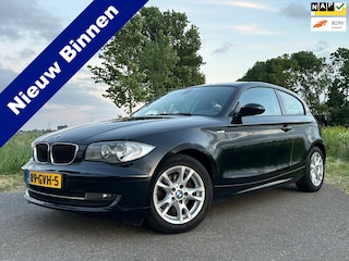 BMW 118i Business Line Automaat 3-deurs Cruise Control LM-Velgen NAP