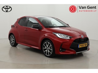 Toyota Yaris 1.5 Hybrid Executive | Panoramadak | Dodehoek detectie | JBL | Head-up display | 17 inch | Navigatie | Apple Carplay / Android Auto | Stoel-/stuurverwarming