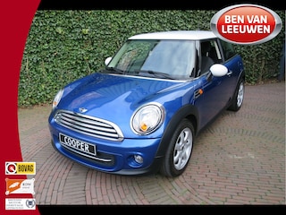 Mini Cooper 1.6 Pepper R56 LCI met N16 motor, Clima, Leder stuur en 16"