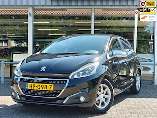Peugeot 208 1.2 PureTech Urban Soul | Parkeersensoren achter | NL auto | Bluetooth | Navigatie
