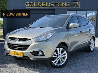 Hyundai ix35 2.0i 4WD i-Catcher 1e Eigenaar,4x4,,Pano,Trekhaak,Stoelverw V+A,Clima,Cruise,BLuetooth,Leder,Elek ramen,Lm velgen,163pk,N.A.P,Nieuwe APK bij Aflevering