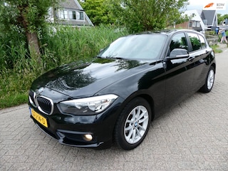 BMW 116i Executive 5-deurs Clima Leder Navi LED PDC Multimedia