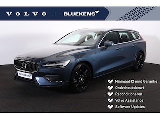 Volvo V60 T6 Recharge AWD Essential Edition -IntelliSafe Assist & Surround - Leder - Elektrisch bed. lendensteun - Verwarmbare voorstoelen - Verwarmbaar stuurwiel - Verwarmbare achterbank - Trekhaak - Parkeersensoren voor & achter - Parkeercamera - 19' LMV -