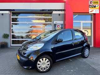 Peugeot 107 1.0-12V XS