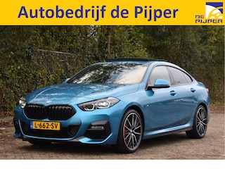 BMW 220i Business Edition Plus M-Sport | NL-Auto | Unieke kleur | Open dak | Keyless | HUD | Camera | Leder | Full LED | Vol