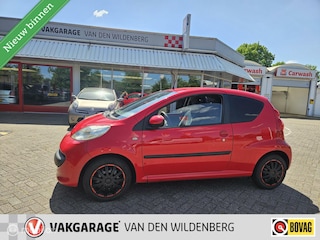 Peugeot 107 1.0-12V XR