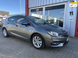 Opel Astra 1.2 Edition Navigatie/Camera/1eEigenaar
