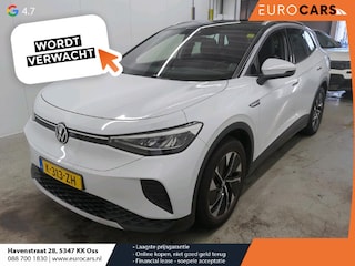 Volkswagen ID.4 Life 77 kWh Climate control Cruise control adaptieve Achteruitrij camera Navigatie Parkeersensoren voor + achter LED Stuur + voorstoelen verwarmd Sfeerverlichting